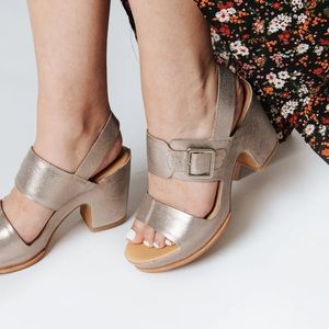 Metallic Rose Gold Kork Ease Heels